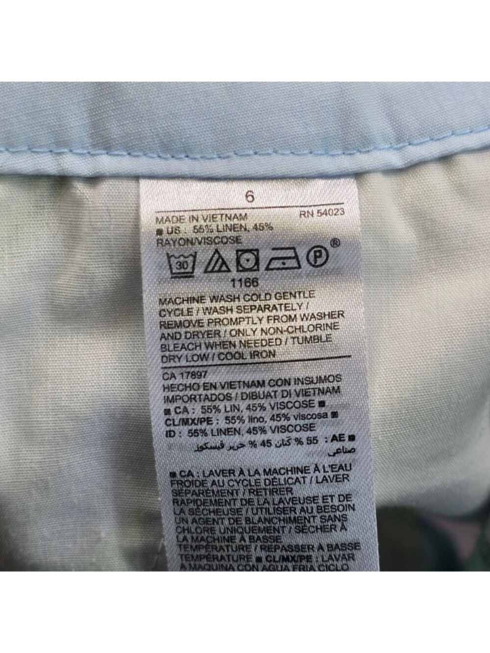 Old Navy Womens Size 6 Everyday Shorts Light Blue Oranges Floral Linen Blend - Picture 3 of 4
